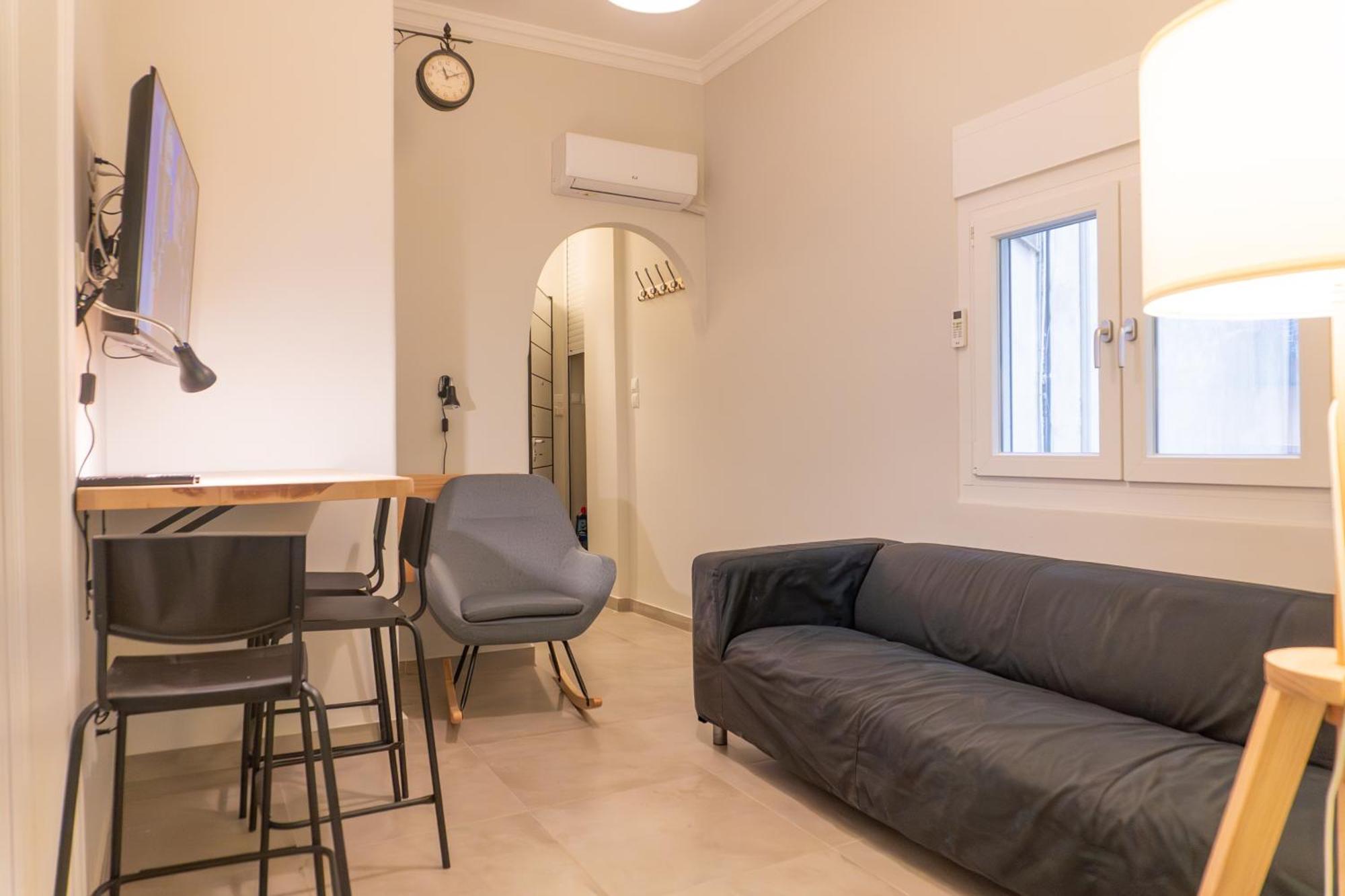 50 Steps Metro Kato Patisia Renovated Athens Apt מראה חיצוני תמונה