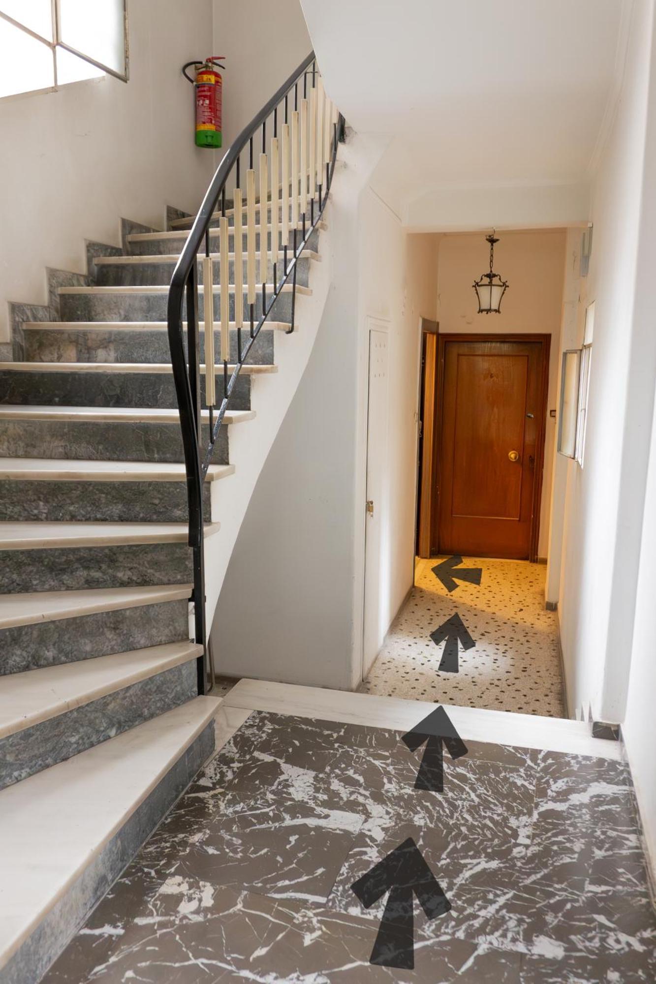50 Steps Metro Kato Patisia Renovated Athens Apt מראה חיצוני תמונה